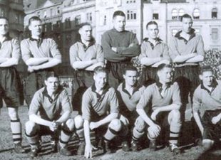 Вулверхэмптон чемпионство проиграл