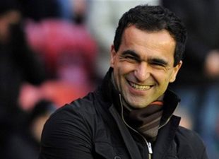 Роберто Мартинес, АР