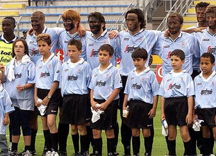 Апеннинский след. Черной краской против расизма