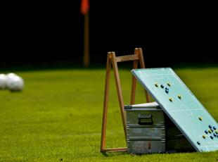 Футбол — игра простая?