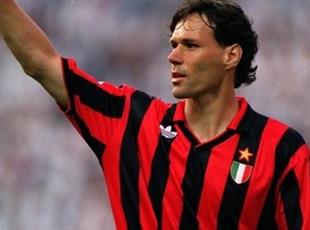 МАРКО ВАН БАСТЕН, UEFA.COM