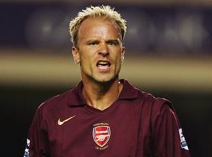 ДЕННИС БЕРГКАМП, metro.co.uk