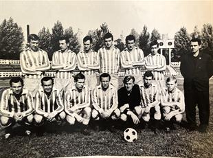 Спартак – 1968: Рибак, Голубцов, Богачик, Григорук, Горичок, Іванов, Думанський, нижній ряд: Павліський, Мицик, Пазухін, Терлецький, Микулець, Хащевський, Куркотов