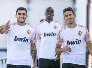 Макси Госес и Габриэль Паулиста, твиттер валенсии