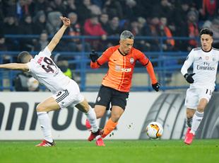 Шахтер — Бенфика: определяем фаворита противостояния