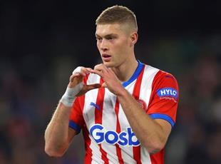 АРТЕМ ДОВБИК, GETTY IMAGES