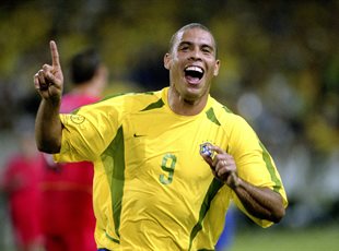 Бразилець Роналдо – герой свого футбольного часу. Фото: Getty Images