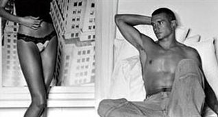 Я злой и страшный серый волк, я в поросятах знаю толк...