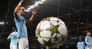 Ман.Сити пропускает, мяч на фоне Сабалеты, skysports.com