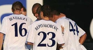 В Украине Киев пока всех громит, а в Европе?