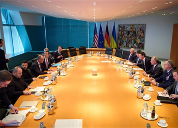 Перемовини між українською та американською делегаціями в Берліні, 14 грудня 2025 року Володимир Зеленський / Telegram