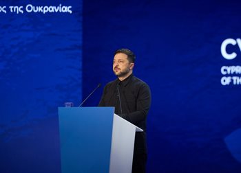 Володимир Зеленський, Офіс Президента України