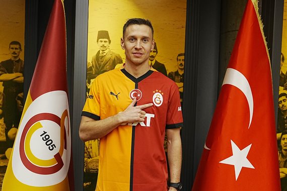 Галатасарай орендував Франковські із Ланса