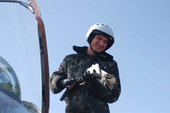 Війна, день 1222. Загибель льотчика Максима Устименка, Україна вийшла з Оттавської конвенції