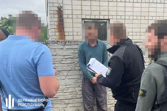 Співробітник ТЦК пропонував захист від мобілізації футбольній команді у Дніпрі