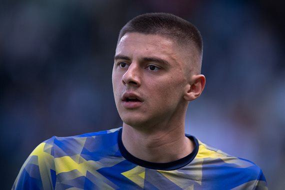 Миколенко змінив ігровий номер в Евертоні