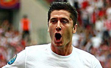 Роберт Левандовски, фото skysports.com