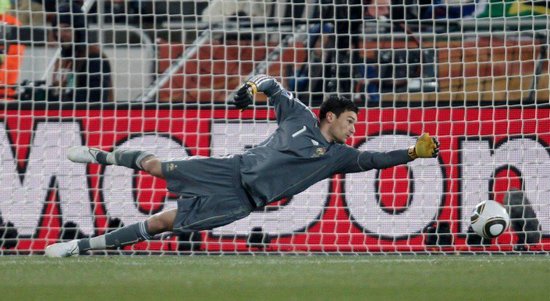 Уго Льорис, facebook.com/pages/Hugo-Lloris