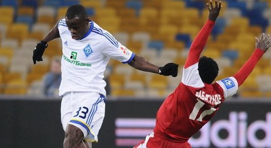 Тайе Тайво проигнорирован, Мишель Бабатунде вызван. Фото Ильи Хохлова, Football.ua