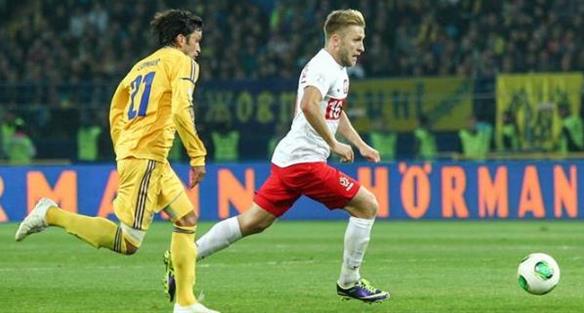 Блащиковски против Эдмара, фото Д.Неймырка, Football.ua
