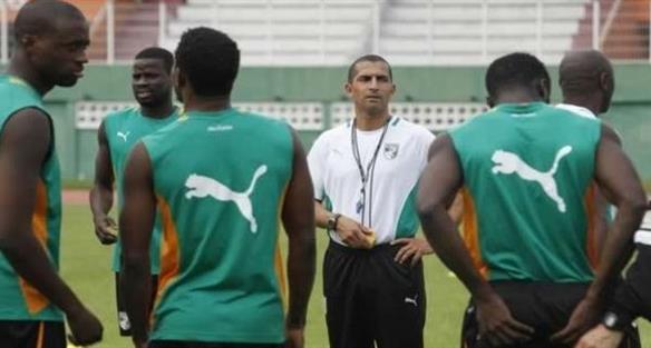 Сабри Лямуши с подопечными, afriksports.com