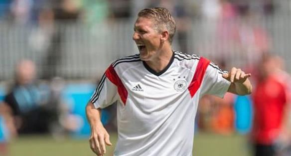 Бастиан Швайнштайгер, fcbayern.de