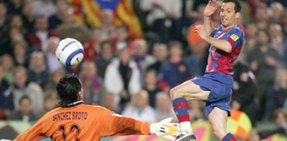 Людовик Жюли в действии, АР