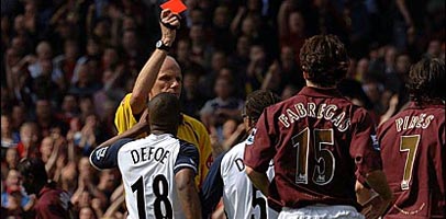 Эдгар Давидс на красную карточку наиграл с лихвой, bbc.co.uk