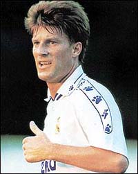 Когда-то Микаэль Лаудруп выступал за 