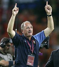 Сколари возглавит Англию?