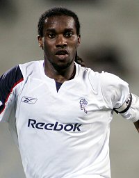 Джей Джей Окоча, carling.com