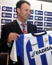 Хуакин Капаррос