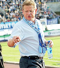 Властимил Петржела может приехать в Украину