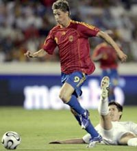 В атаке Фернандо Торрес, АР