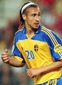 Хенрик Ларссон