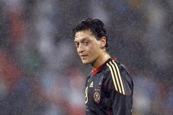 Месут Езил, Reuters