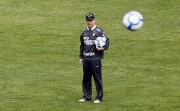 Менезес попрощался с Коринтиансом, Reuters