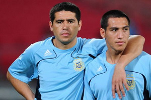 Рикельме и Монсон, muyboca.com.ar