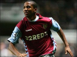 Тоттенхэму не удалось переманить Янга