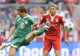 Мисимович против некого игрока Баварии, turnir.com.ua