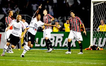 Коринтианс хорош! Globo.com