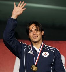 Роке Санта Круз, Reuters