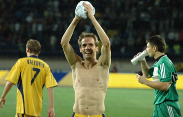 Металлист — Омония. Фото 