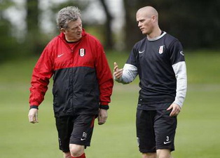 Ходжсон и Кончески, Reuters