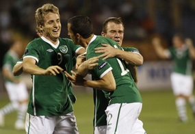 Ирландия празднует мяч Кейта Фахи, фото Reuters