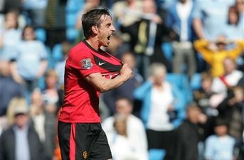 Гари Невилл, AP