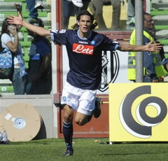 Эдисон Кавани, АР