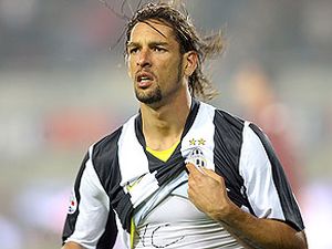 Амаури, wordpress.com