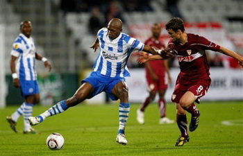 Траоре против Кузмановича, фото АР