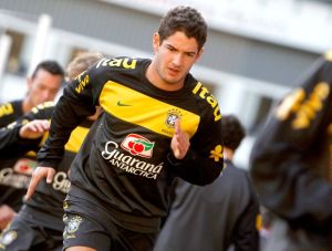 Алешандре Пато, фото Mowa Sports